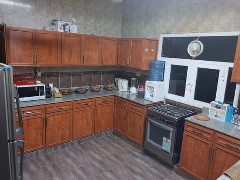 Fridge, microwave, oven, coffee/tea maker