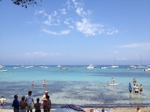 Sun loungers, beach towels