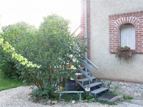Stairs up to apartment