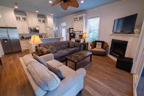 Cottages at Romar C3 Open Concept Beach Living