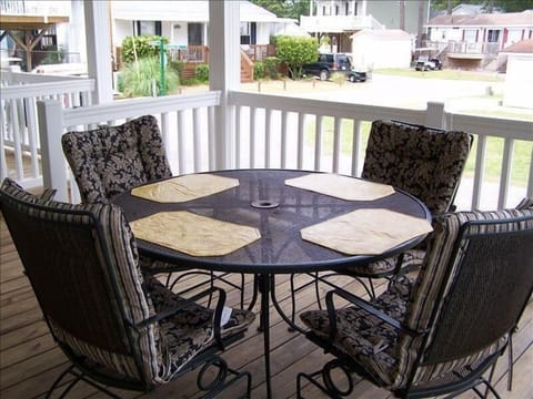 dining area on front porch