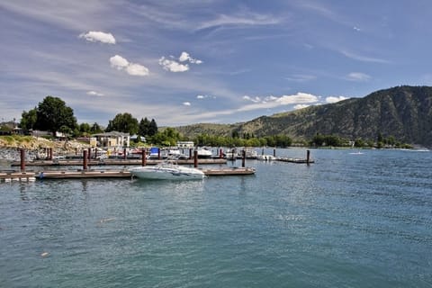 Manson Bay Marina is right across the street.