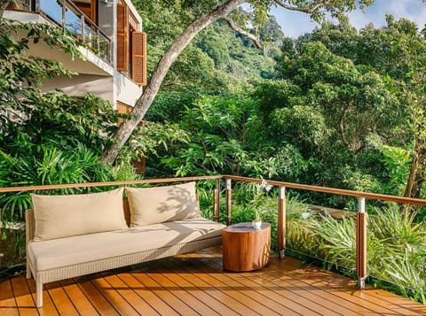 Six-Bedroom Villa in Kamala- 4403