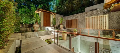 Six-Bedroom Villa in Kamala- 4403