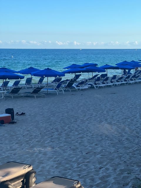 Beach nearby, sun loungers, beach towels