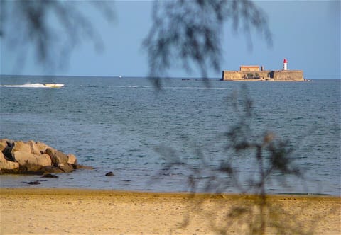 Beach nearby, sun loungers