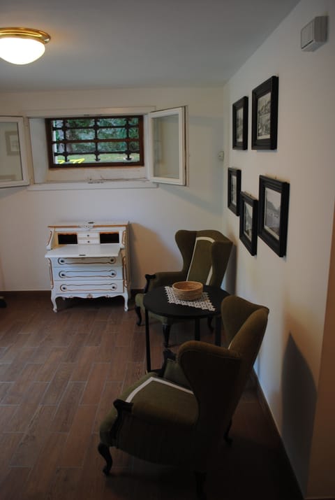 Indipendent Apartment - Entrance