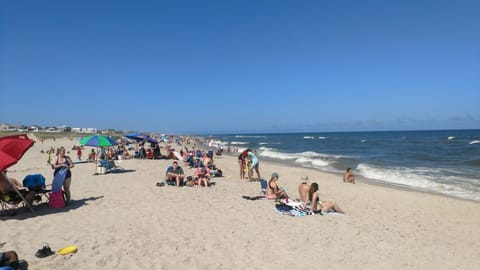 Beach nearby, sun loungers, beach towels