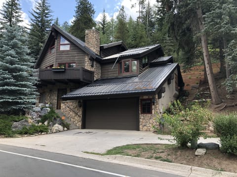 Highline Mountain Retreat- View from Gore Creek Drive