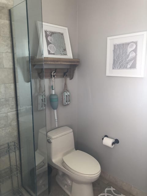 Oceanview bathroom - main bathroom with large shower