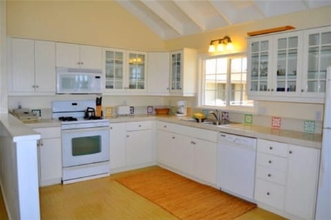 Full size kitchen with everything you need to prepare great meals