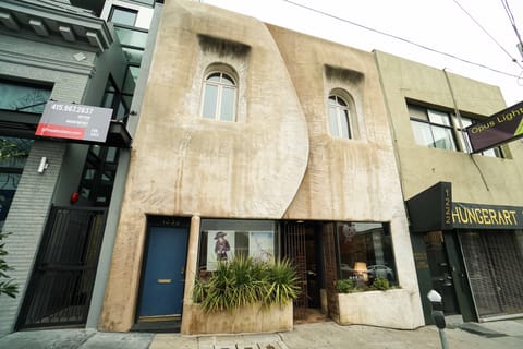 Facade designed by Robert Hutchinson, 1977.