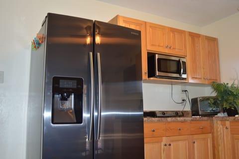 Fridge, microwave, coffee/tea maker, toaster