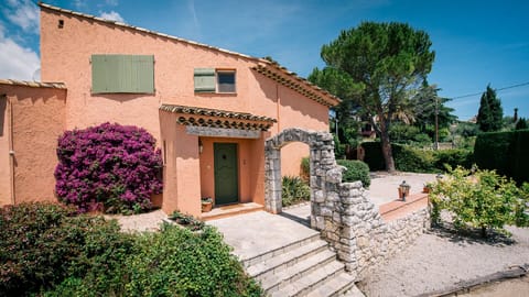 Welcome to paradise!