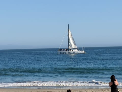 Beach nearby, sun loungers