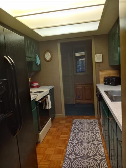 KITCHEN facing entry - 2021