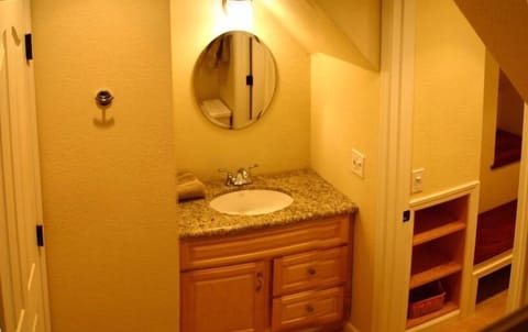 Upstairs Bathroom