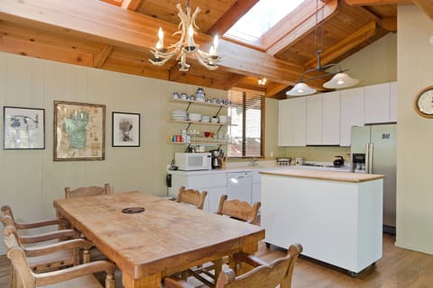 Fully equipped kitchen. Chandeliers on dimmers.