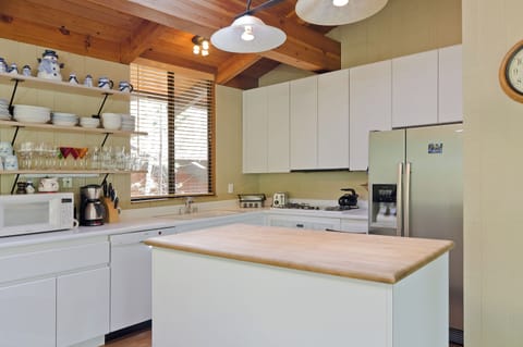 New fridge, dishwasher, stove and oven. Coffee maker and microwave.