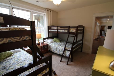 2 Single / Double Bunk Room Downstairs