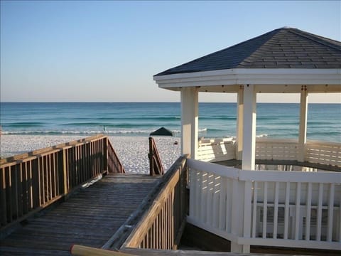 Beach nearby, sun loungers