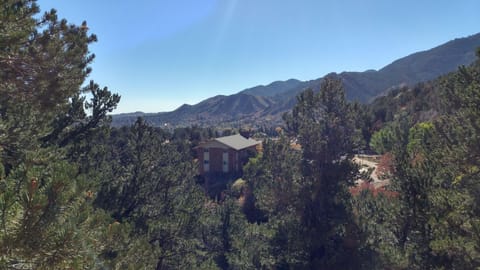 Nestled in the foothills of Manitou Springs, but downtown is just a walk away!