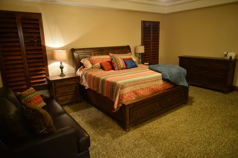 Memory foam beds, iron/ironing board, WiFi, bed sheets