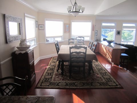Dining room - View from Kitchen