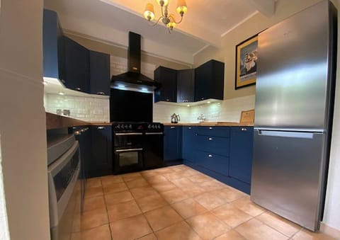 Granary's large fully equipped kitchen