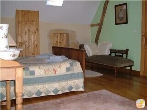 7 bedrooms, iron/ironing board, travel crib, WiFi