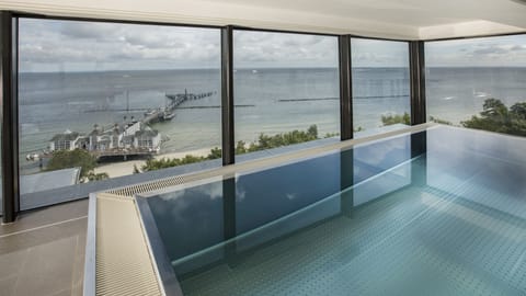 Indoor pool, outdoor pool