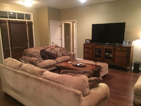 Smart TV, fireplace, video games, DVD player