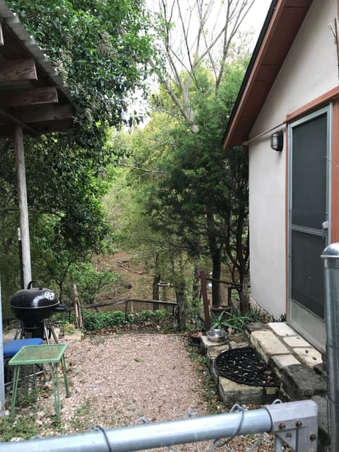 Side Entrance from Driveway 