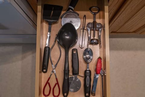 No need to pack cookware