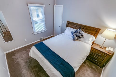4 bedrooms, premium bedding, iron/ironing board, travel crib