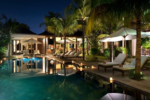 Luxurious & Elegant 6 BR Villa, Semiyak