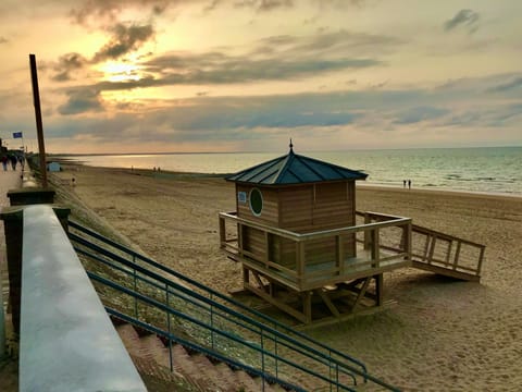 Beach nearby, sun loungers