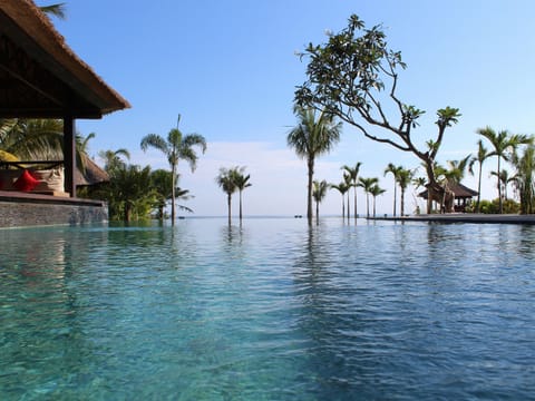 Infinity Pool