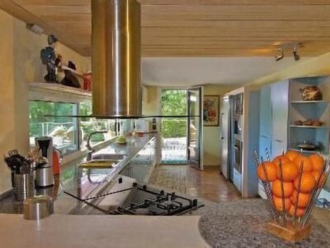 The beautiful Kitchen in Villa Malou!