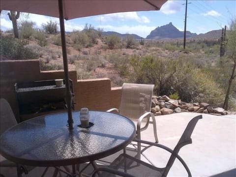 View from oversized Patio of Desert, Redrock Mountain w/ Full Patio Set/Umbrella