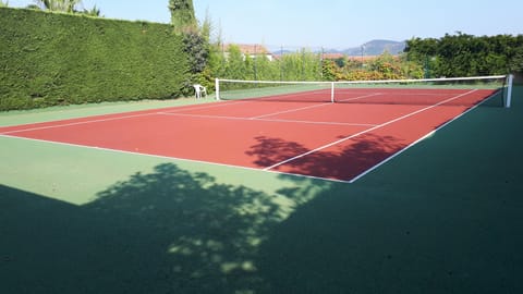 Sport court