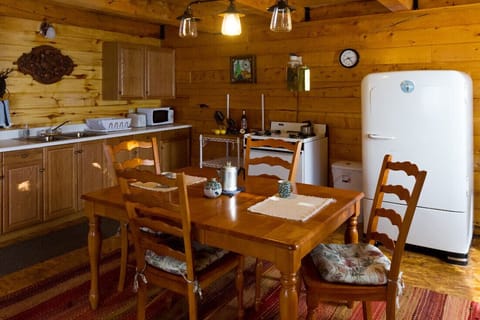 Lovely, functional kitchen