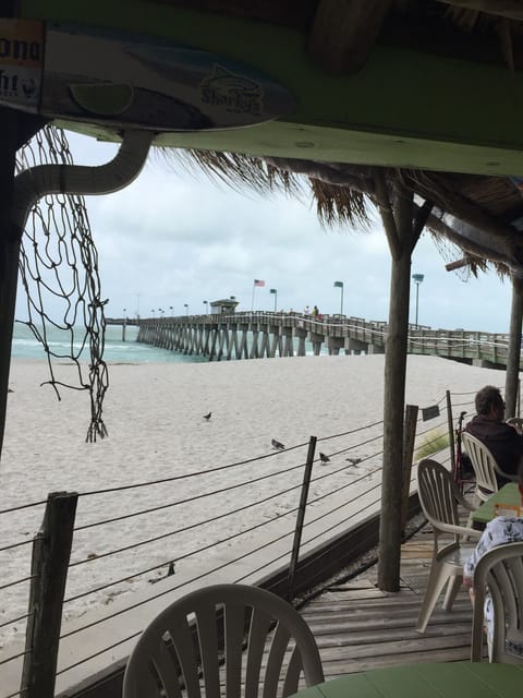 Beach nearby, sun loungers, beach towels