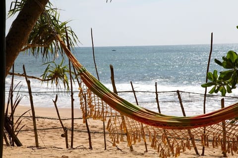 Beach nearby, sun loungers, beach towels