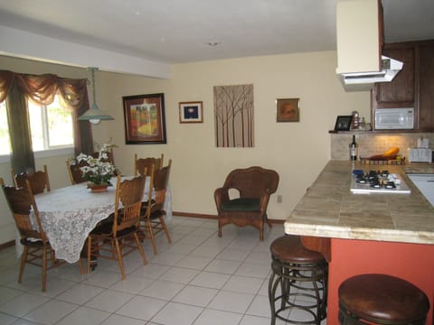 Kitchen, dining & entertainment central!