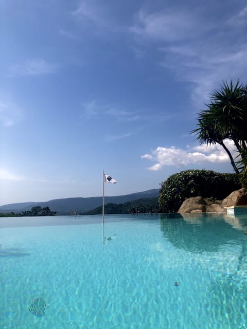 Outdoor pool, an infinity pool