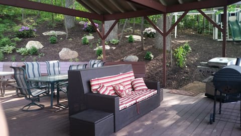 Deck overlooking Stone Lake has gas+charcoal grills+2 tables-lots of seating.