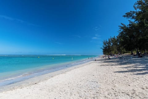 Beach nearby, beach towels