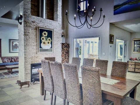 Open plan dining / lounge / kitchen