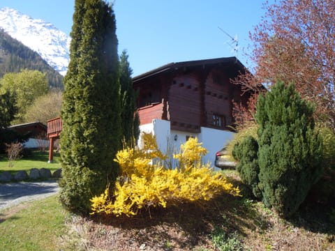 Chalet Charme in summer